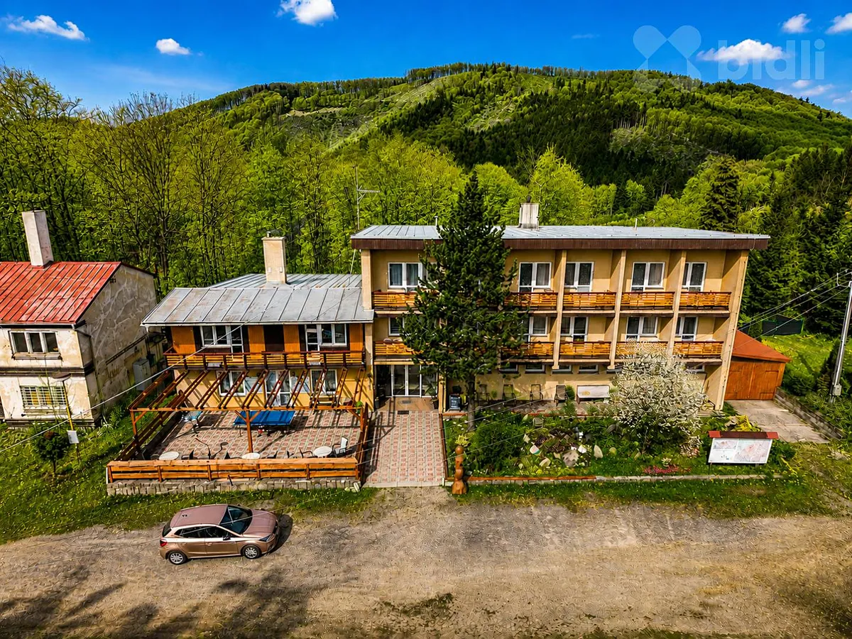 Prodej ubytovacího zařízení 860 m²